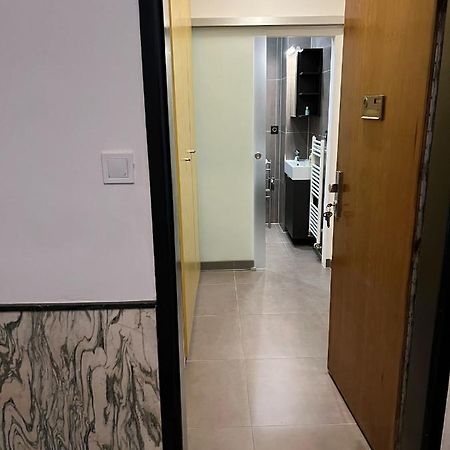 Studio Apartment In Center Брно Экстерьер фото